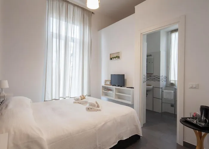 Via Dei Mille Penzion